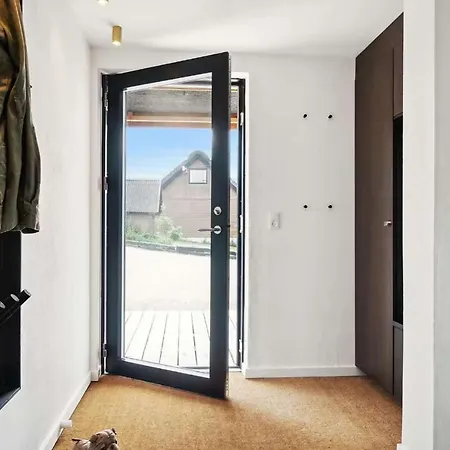Feriehus Luxurious Renovated Vacation And Sea View